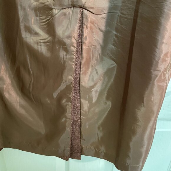Collections for LeSuit Size 14 Brown Suit with maxi skirt and jacket - Picture 11 of 12
